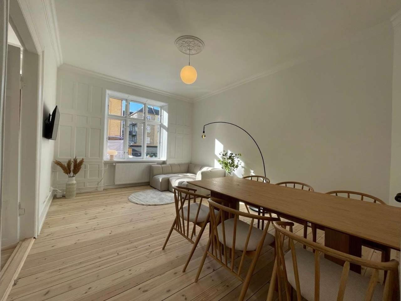 The Royale Retreat With 5 Bedrooms København